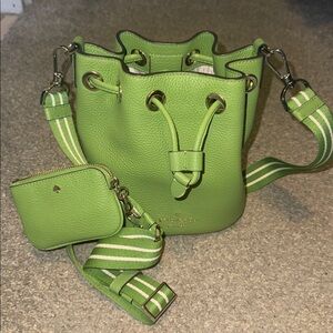 Kate Spade Green Leather Bucket bag Crossbody Mini